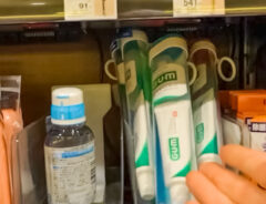コンビニエンスストアの商品の写真